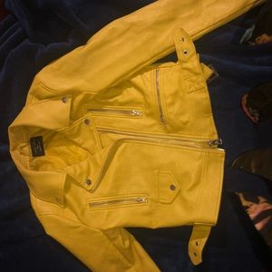 Yellow leather jacket good conditon